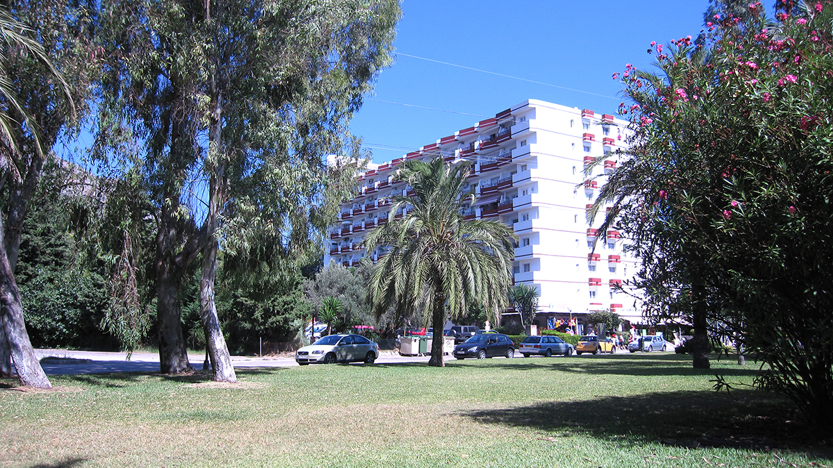 Apartamento renovado con dos dormitorios en Siesta-3, Puerto de Alcudia, Mallorca