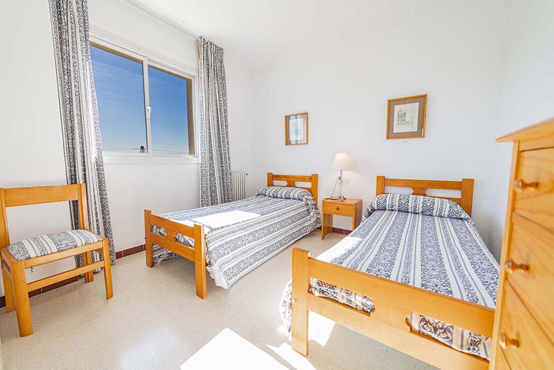 Elegante apartamento de 2 dormitorios con buenas vistas en Siesta-3, Puerto Alcudia, Mallorca