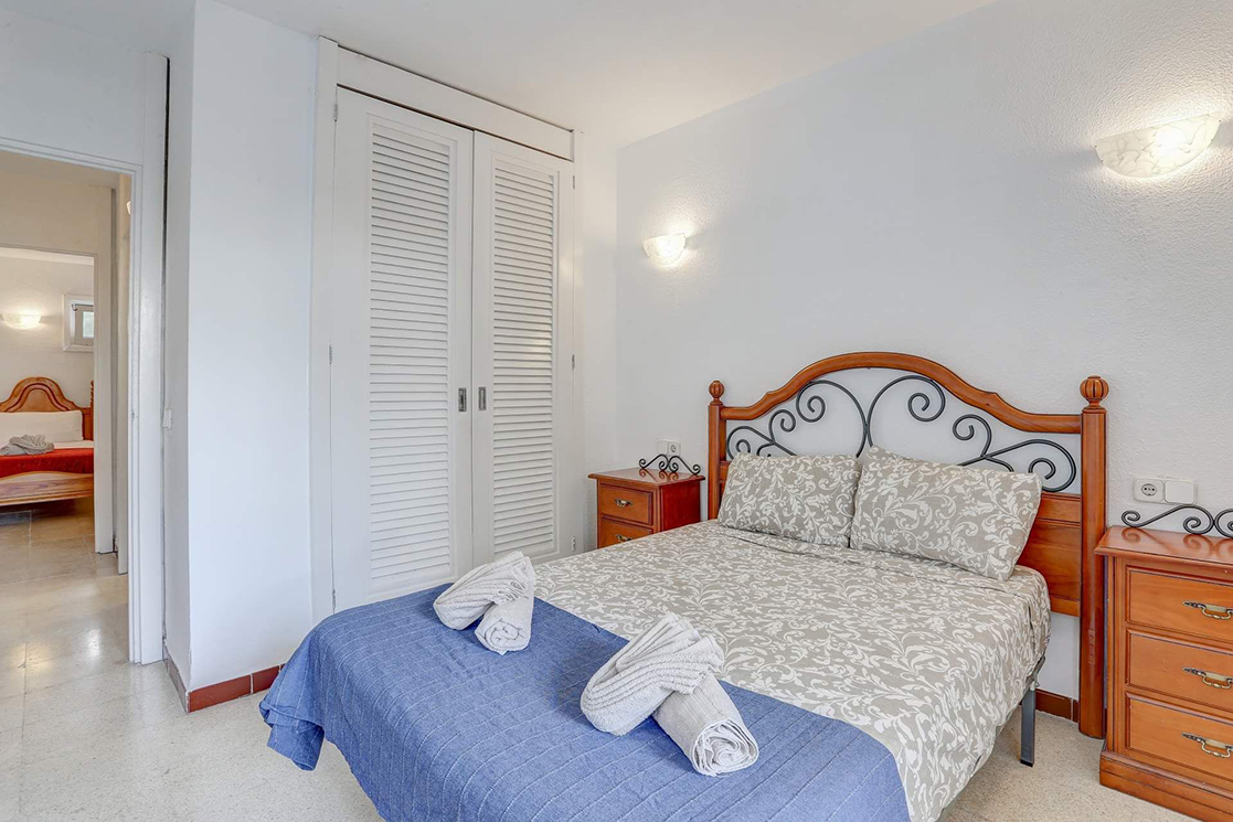 Bonito apartamento renovado de 2 dormitorios en Siesta-2, Puerto Alcudia